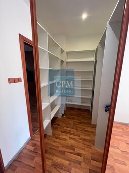 Na prenájom 3-izbový byt v centre mesta – Justičná ulica, pa - 10
