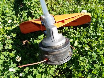 Krovinorez Stihl fs 120 - - - 10