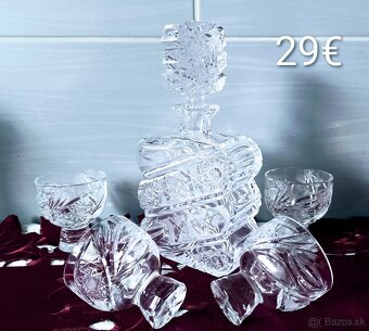 Krištáľové karafy + 4 ks poháre, džbán - 10