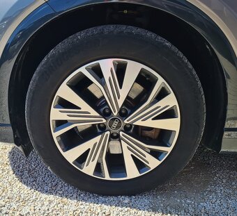 AUDI Q4 E-TRON 50 QUATTRO - 10