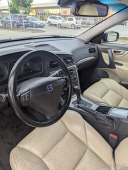 Volvo S60 D5 2.4 R-Design - 10