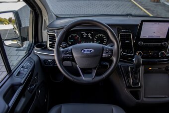 Ford Tourneo Custom - 10