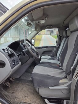 Volkswagen Transporter Caravelle 2.5TDI - 10