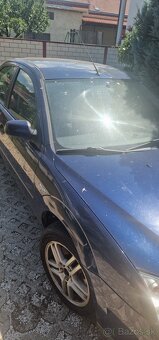 Ford Mondeo Sedan - 10