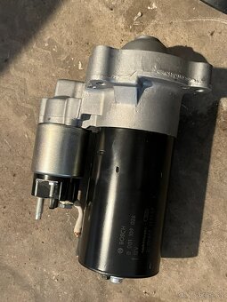 Predám nahradné diely - 10