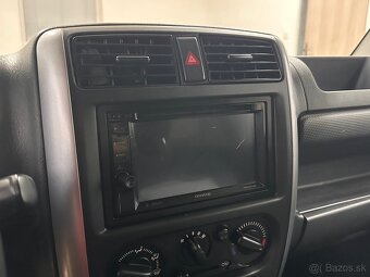 Suzuki Jimny 1.3i - 10