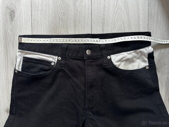 Pánske,kvalitné džínsy Calvin KLEIN - veľkosť - 32/32 - 10