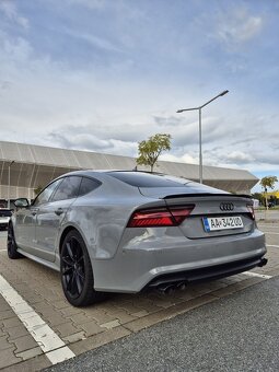 AUDI A7 COMPETITION - 10