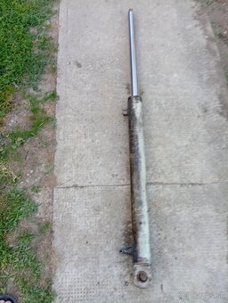 Predám tieto 2 piestnice## - 10