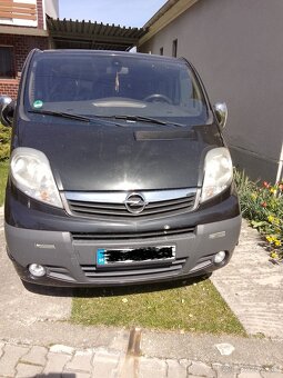 Opel Vivaro - 10