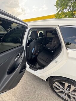 Hyundai i30 CW Kombi 1.4 T-GDi Family 7DCT - 10