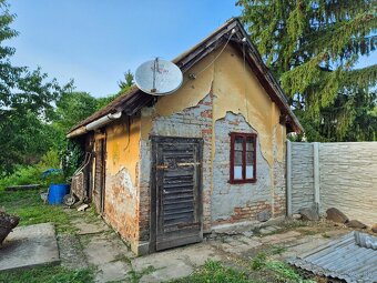 Priestranný bytový dom na predaj v obci Pohronský Ruskov - 10
