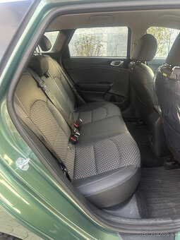 Ceed SW 1.5TGDi A7|Gold+ LED pack|ťažné |v záruke|model 2025 - 10