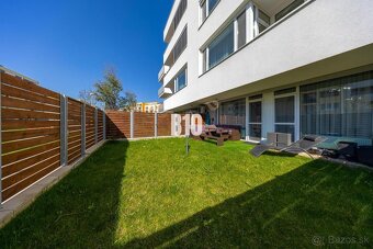 Útulný 2 izbový byt s predzáhradkou v Devínskej Novej Vsi - 10