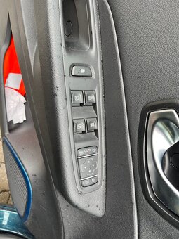Renault Captur - 10