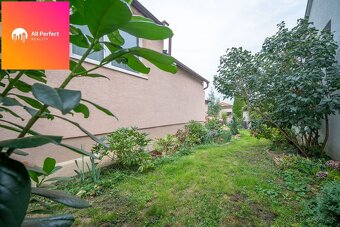 ALL PERFECT| Na predaj 4 izbový rodinný dom s garážou a záhr - 10