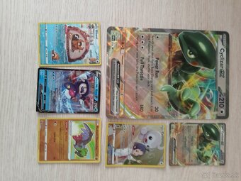 Pokemon karty - 10