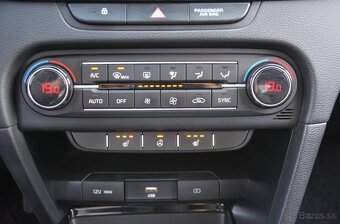 KIA Ceed 1.6 CRDi, GOLD, automat, SR voz, 1. majiteľ - 10