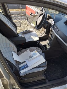 Meriva 1,7 dci - 10