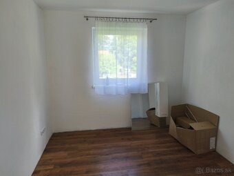 2. Izbový rodinný dom SKLENÉ 558m² - 10