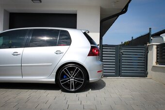Volkswagen Golf R32 3.2 V6 4-Motion - 10