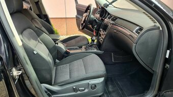 ŠKODA SUPERB 2.0 TDI CR 125KW DSG - 10