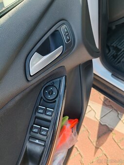 Ford focus combi 92kw - 10