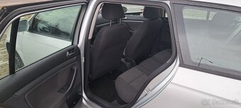 Predám Volkswagen Golf 1.9TDI 77KW, 2009, 328000km, striebor - 10