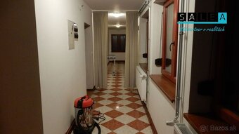 Útulný rodinný dom, 210 m2, garáž, letná kuchyňa, bazén, kli - 10