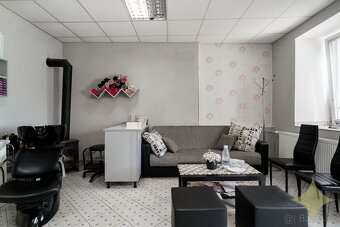 Bátovce, dom o veľkosti bytu s veľkým pozemkom - 10