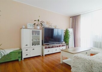 4. Izbový byt, čiastočne zariadený, 80 m2, Michalovce - 10