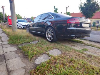 AUDI S8 5.2 V10 - 10