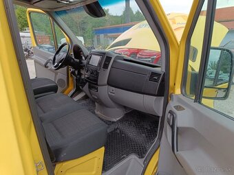 Mercedes-Benz Sprinter - 10