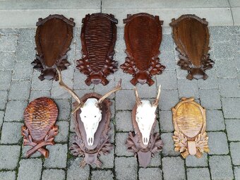 Podložky pod trofeje jeleňov danielov - 10