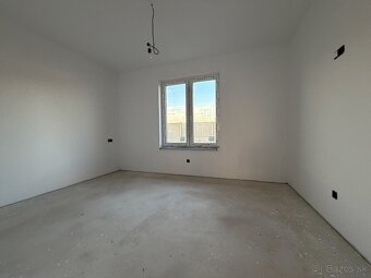 Novostavba 4-izbového dvojdomu s výbornou dispozíciou - 10