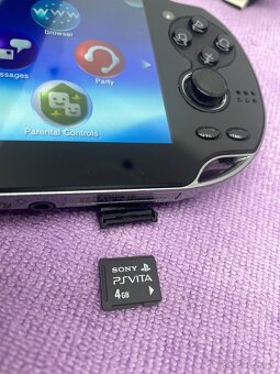 PS VITA PCH-1004 - OLED verzia - 10