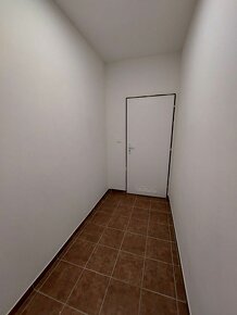 1.izbový byt v bytovom komplexe Pegas Malacky - 10