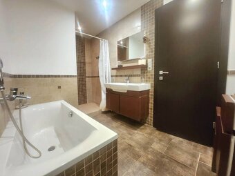 ASSENZIO - PRENÁJOM - 3 IZBOVÝ BYT - 100 M2 - GORKÉHO UL.- S - 10