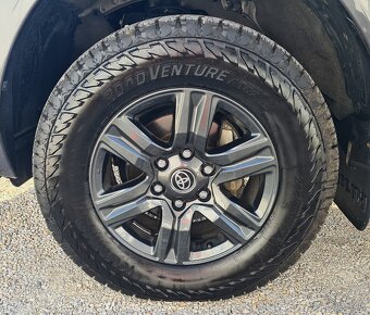 TOYOTA HILUX DC 2.8 I D-4D EXECUTIVE 4X4 - 10