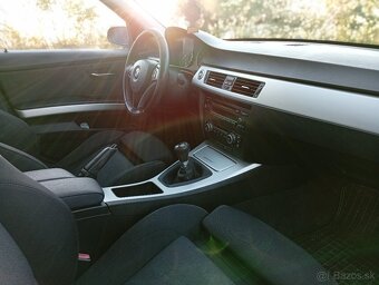 BMW 320D E90 - 10