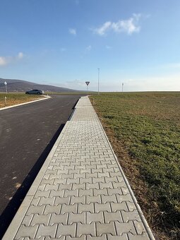 NOVOSTAVBA - ZLATÉ MORAVCE - 10