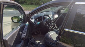 Hyundai ix35 4x4 STYLE 2,0 CRDI 100kw 2014 - 10