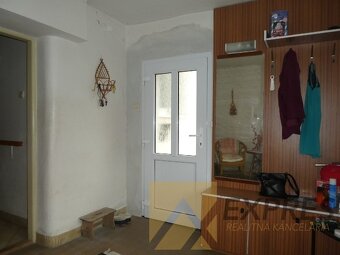 RK EXPRES - predaj rodinný dom v Handlovej, ul. Dimitrovova. - 10