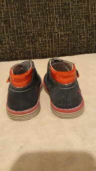 Čižmy a prechodné topánky v.23 - 10