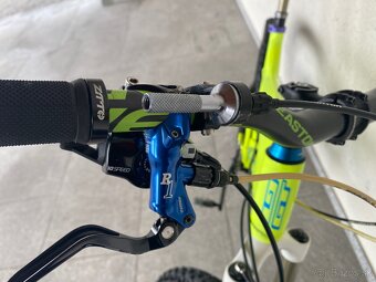 GT Force Pro Carbon - 10