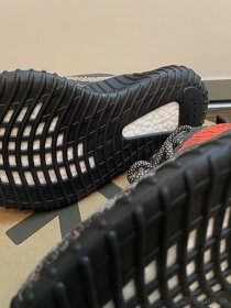 Adidas Yeezy Boost 350 V2 Carbon Beluga 42 2/3 - 10