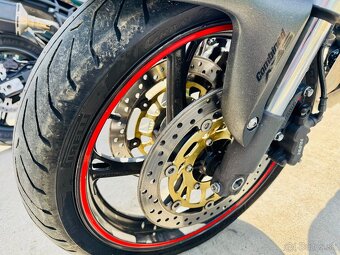Honda Hornet 600 - 10