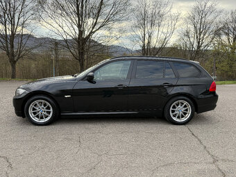 BMW rad 3 Facelift e91 Touring 320d 135kw Navi / Panorama - 10