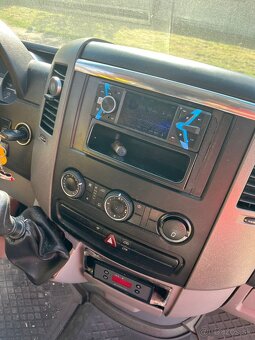 Mercedes Benz Sprinter 418 CDI chlaďák - 10