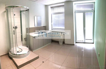 Prenájom kancelárskych priestorov v centre mesta Nové Zámky - 10